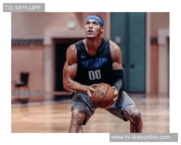 戈登旧言论引发热议锡安频陷花边泥潭捞女关注其财富状况